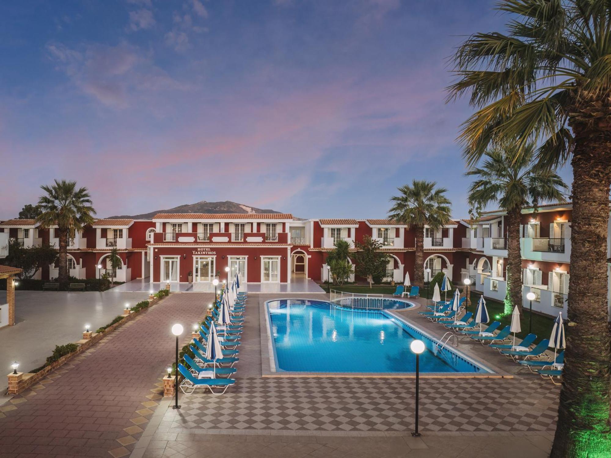 Yakinthos Hotel ラガナス エクステリア 写真